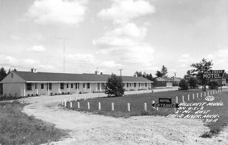 Hillcrest Inn & Motel (Hill Crest Motel) - Old Postcard